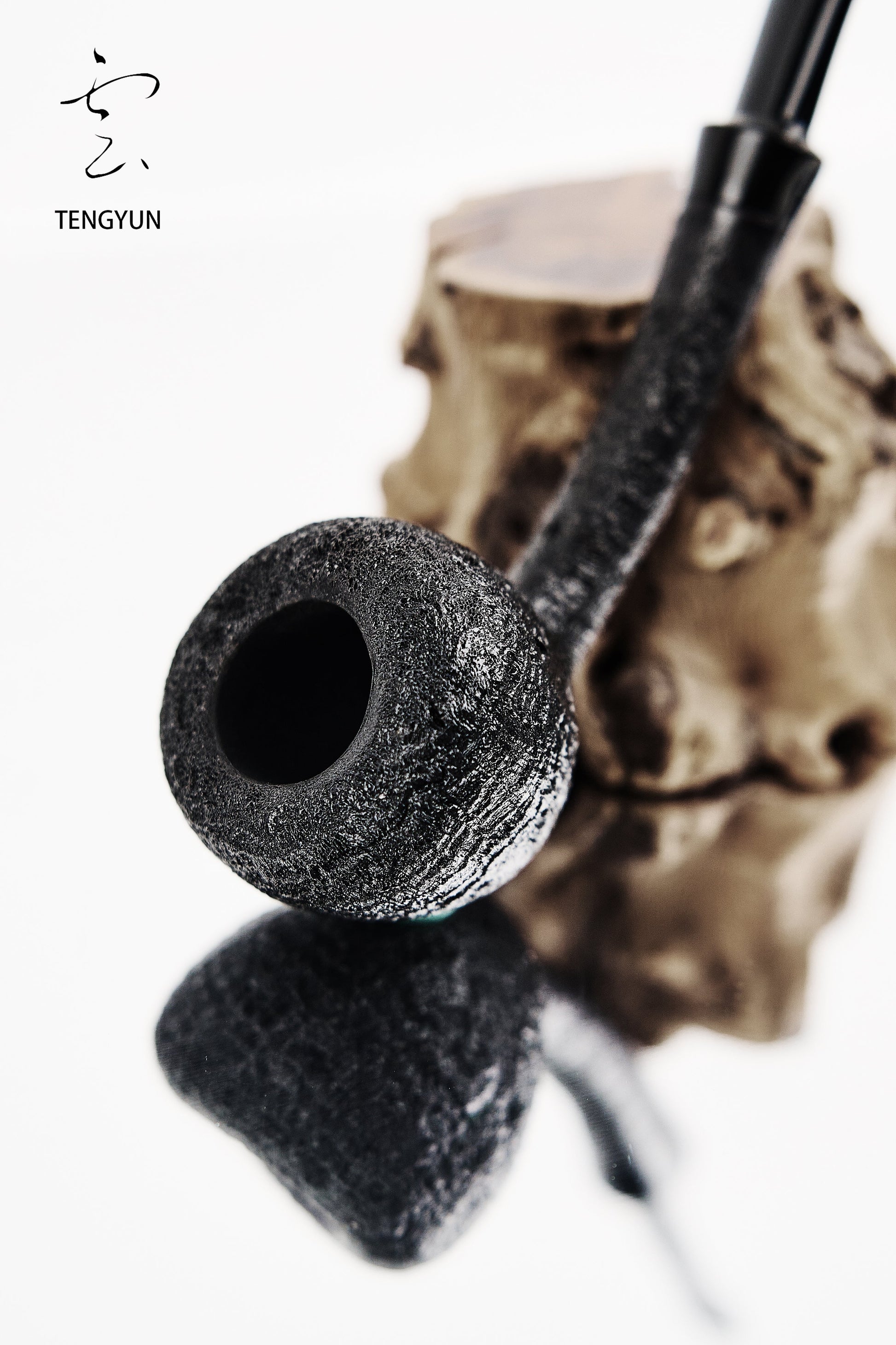 HE. Eclipse Sandblast Bent Pipe - HEMD