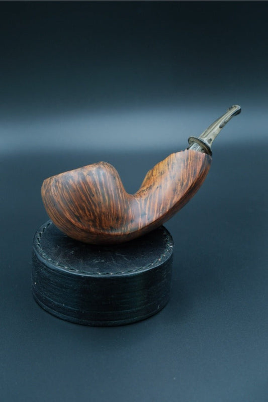 HE. Rustic Volcano Pipe - HEMD