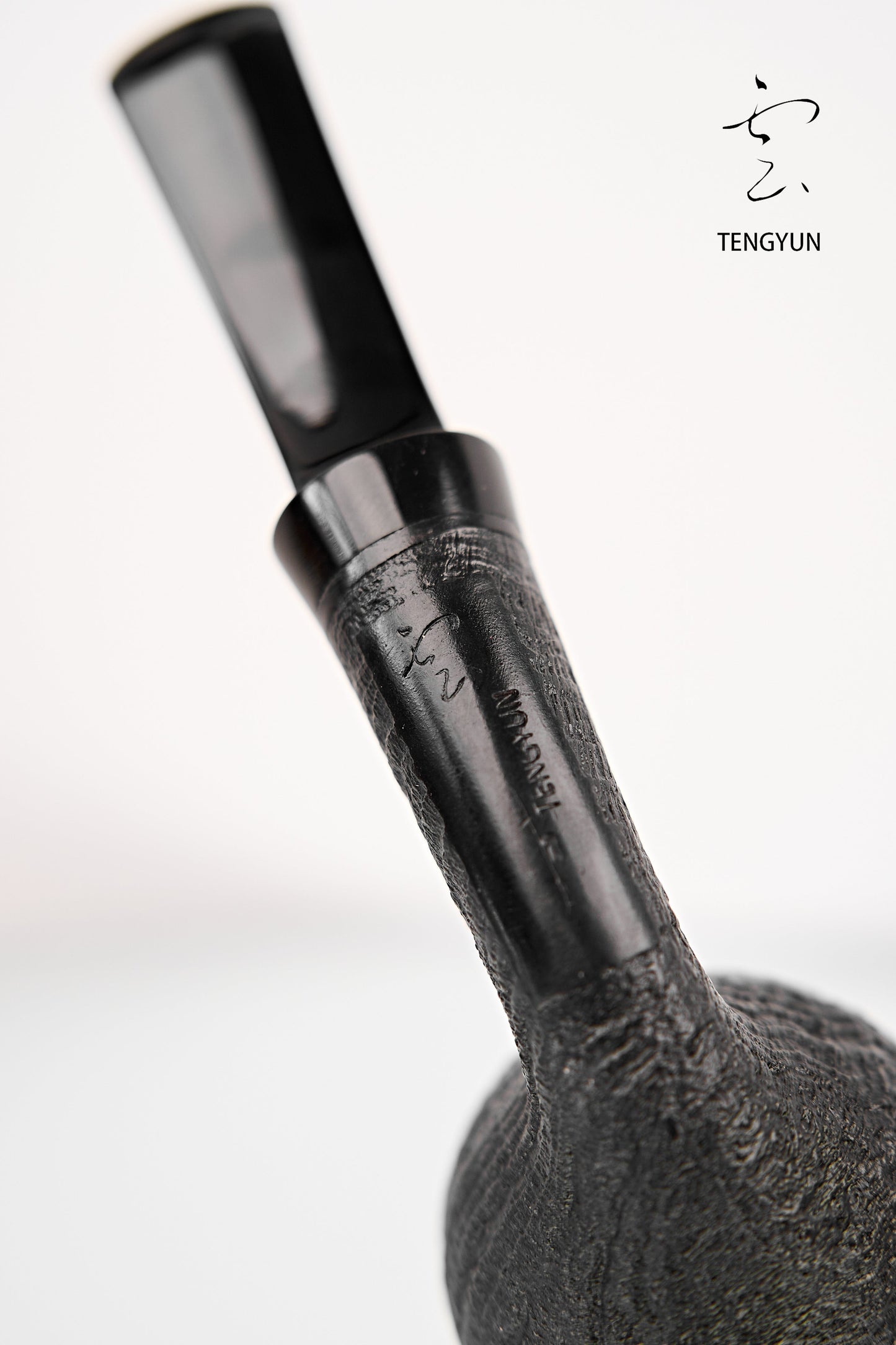 HE. Shadowspire Sandblast Pipe - HEMD